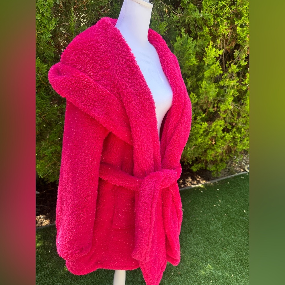 Women’s/Teen’s Colsie Hot Pink Cozy Fleece Robe